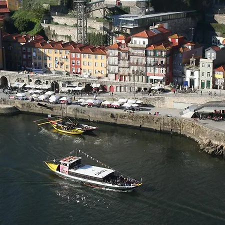 בית נופש Bom Dia Porto